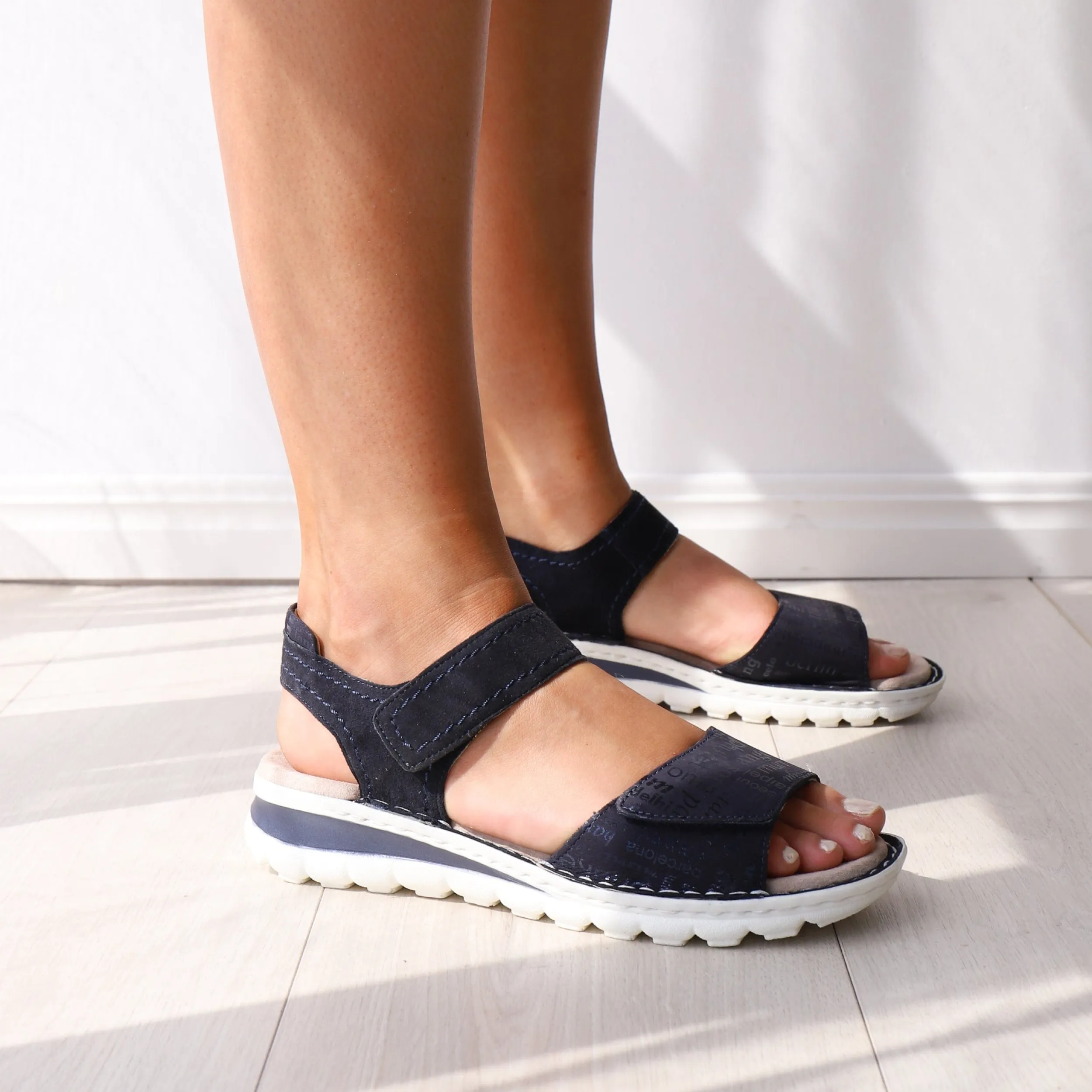 Sandals | ARA 47209 Navy