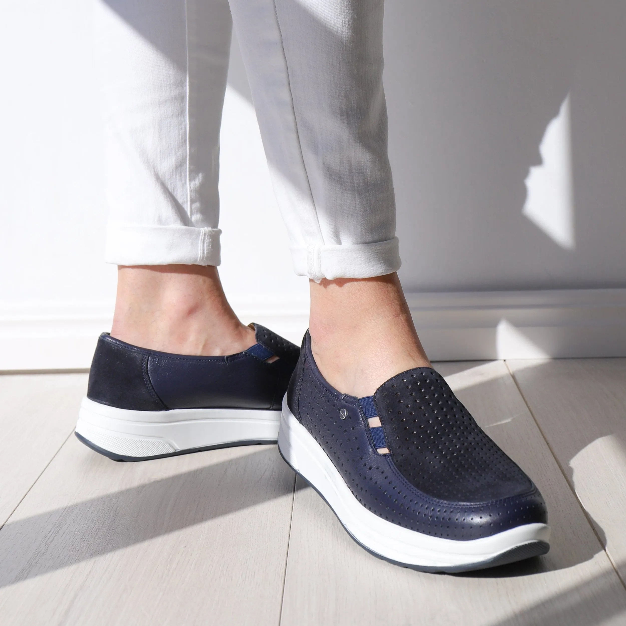 Loafers | Slip On Sneakers | ARA 32450 Navy Suede