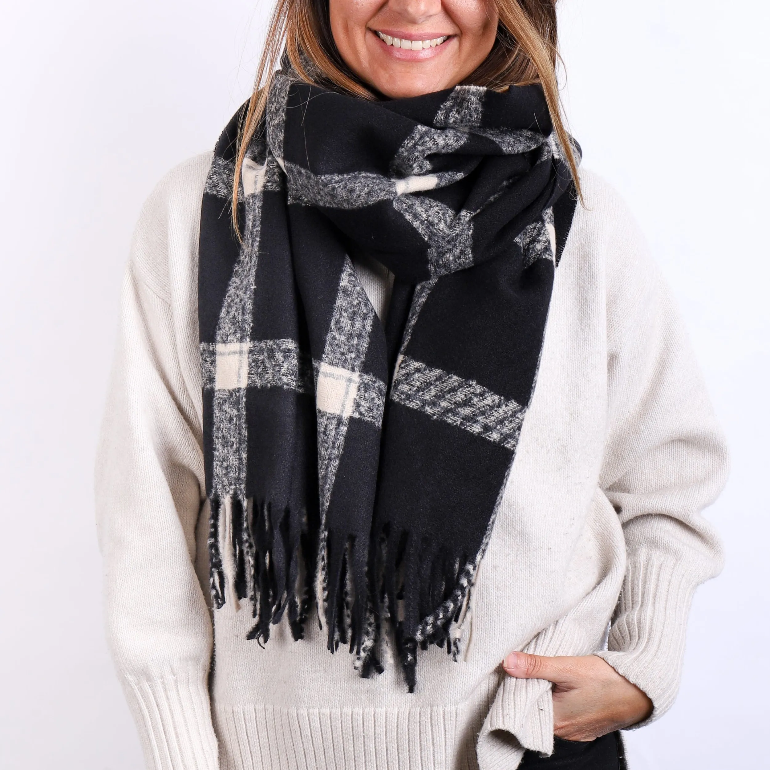 Scarves | LEISURES ACCESSORIES PREENA Black