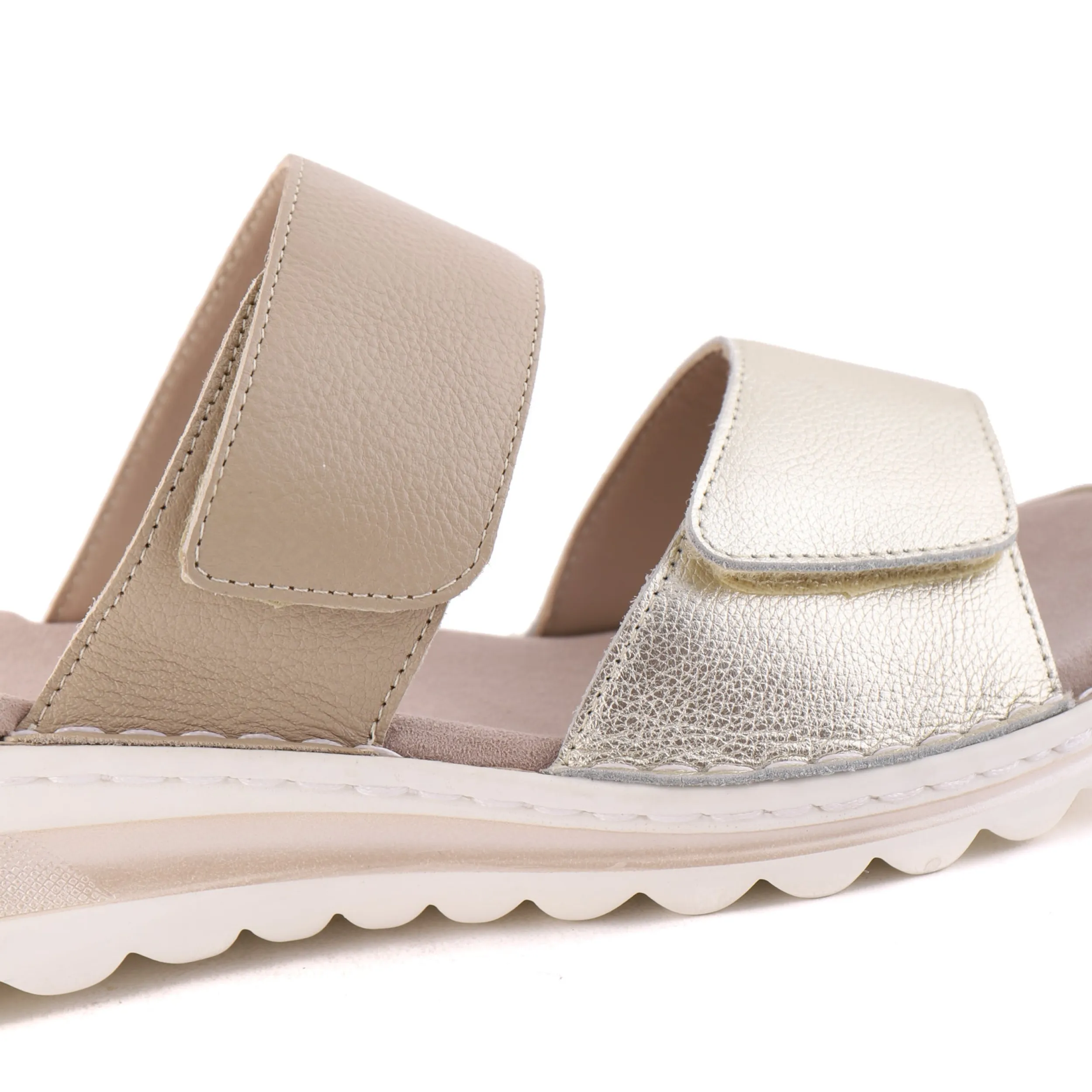 Slides | ARA 47218 Sand Multi