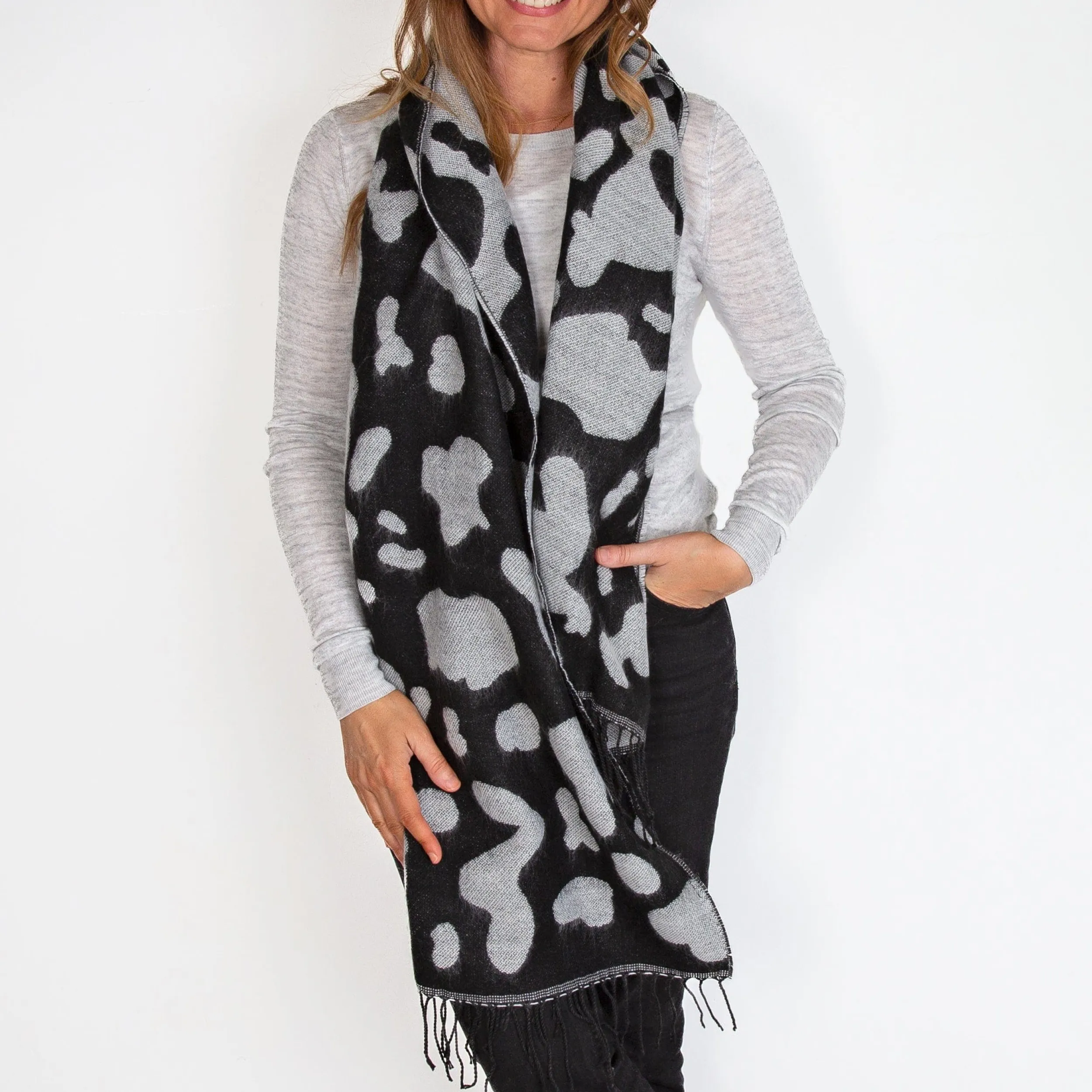 Scarves | LEISURES ACCESSORIES ZOFIA Black